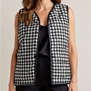 Reversible Houndstooth Puffer Vest Black White Lightweight Sleeveless